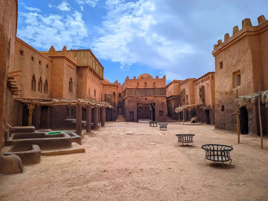 Ouarzazate Atlas Studios Aït Ben Haddou  Fint Oasis Tour Hotels Booking Trips