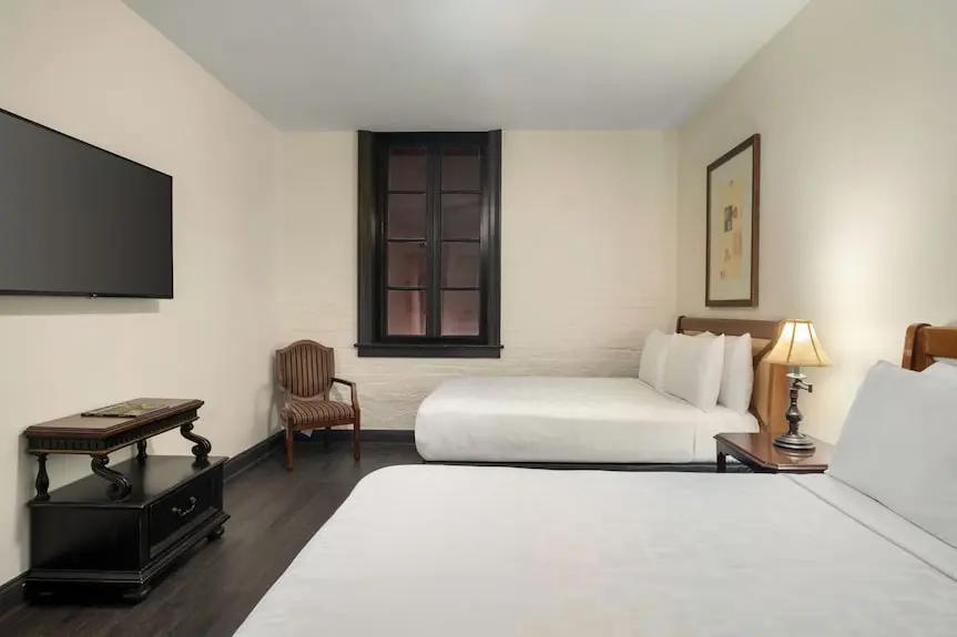 Le Richelieu Hotel Hotels Booking Trips