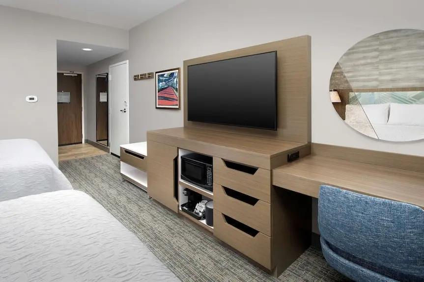 Hampton Inn Boston Logan Airport Chelsea Hotels Booking Trips