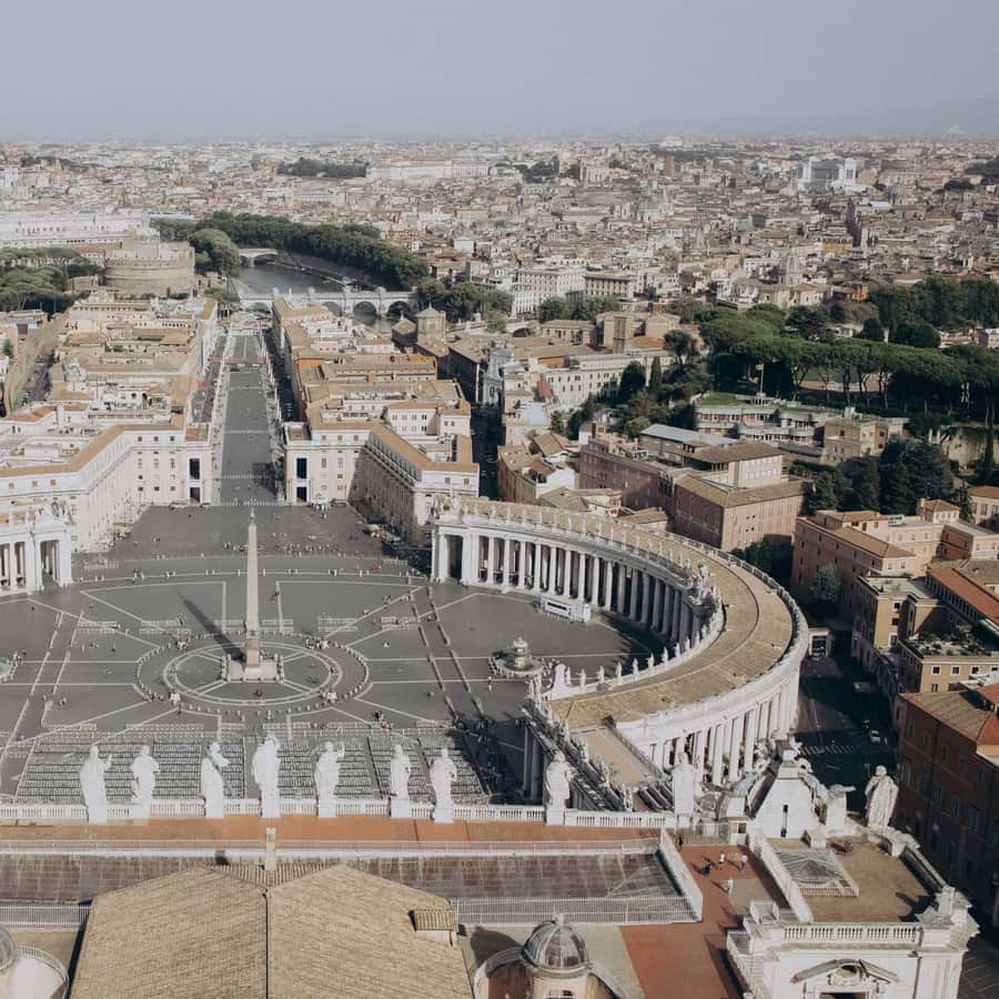 Vatican: Holy Door, Papal Tombs & St. Peter’s Basilica Tour Hotels Booking Trips