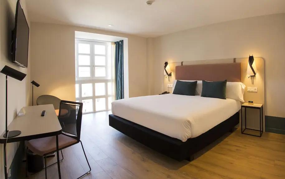 Hotel Plaza de la Paz Booking hotels accommodation trip