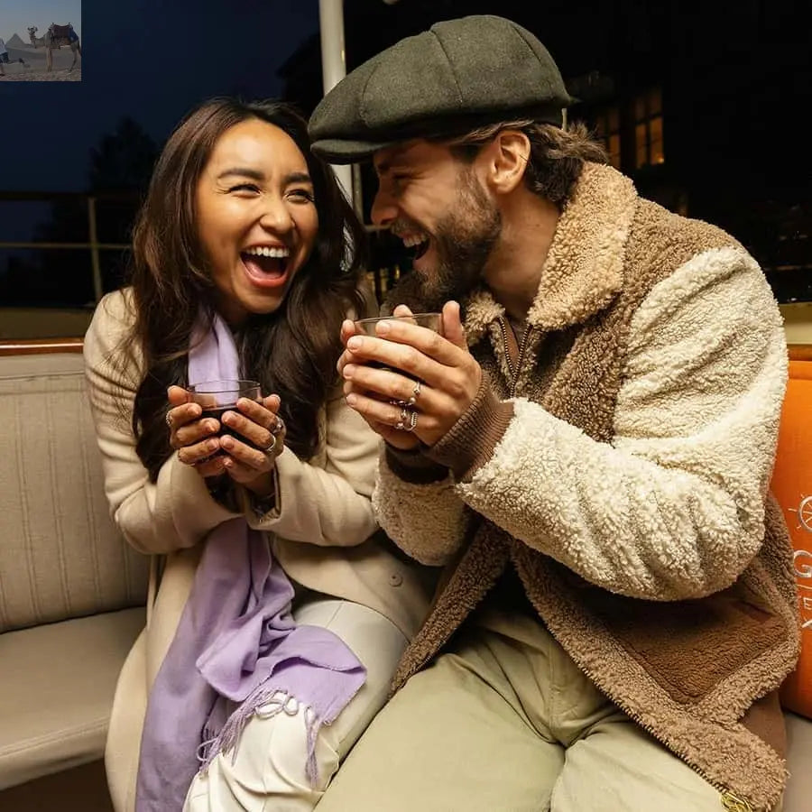 Amsterdam Luxury Canal Cruise with Unlimited Drinks & Bite 