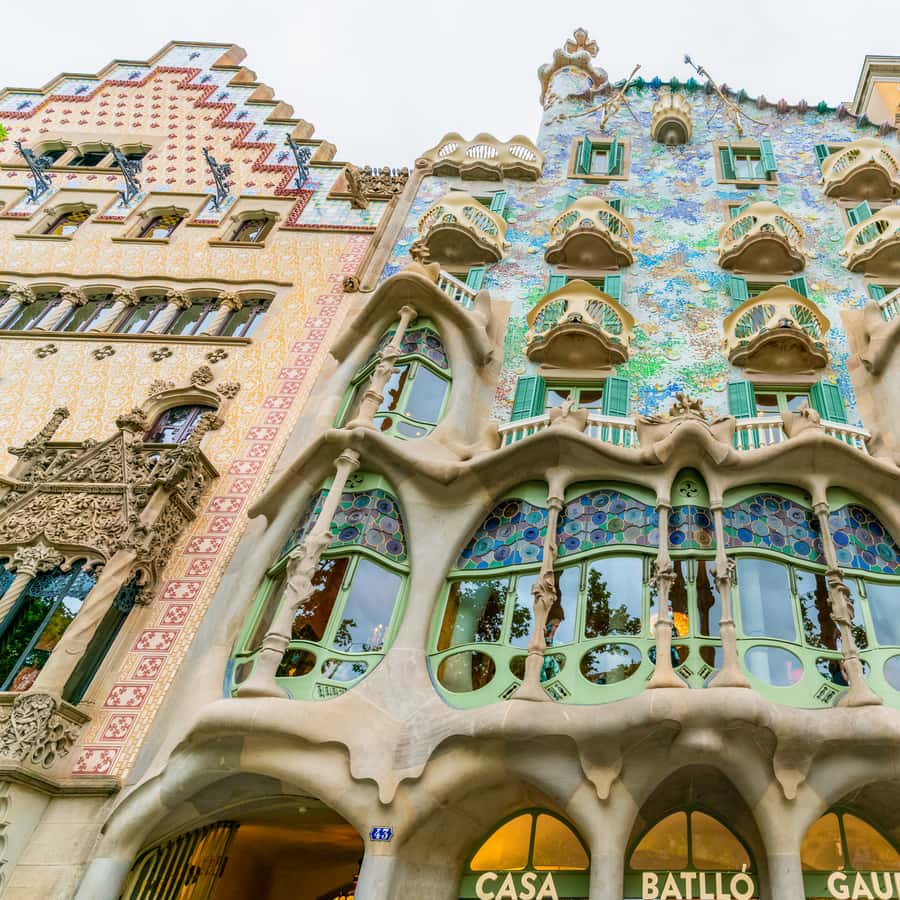 Barcelona: Casa Batlló Entry with Self-Audioguide Tour
