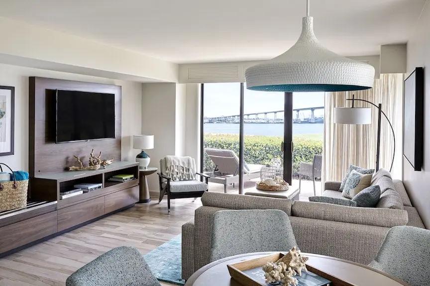 Booking hotels accommodation trips 