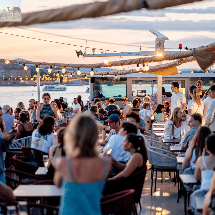 Budapest Unlimited Prosecco Beer and Aperol Spritz Cruise 