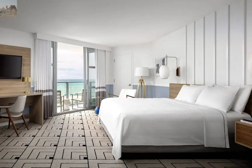 Cadillac Hotel Beach Club Autograph Collection 