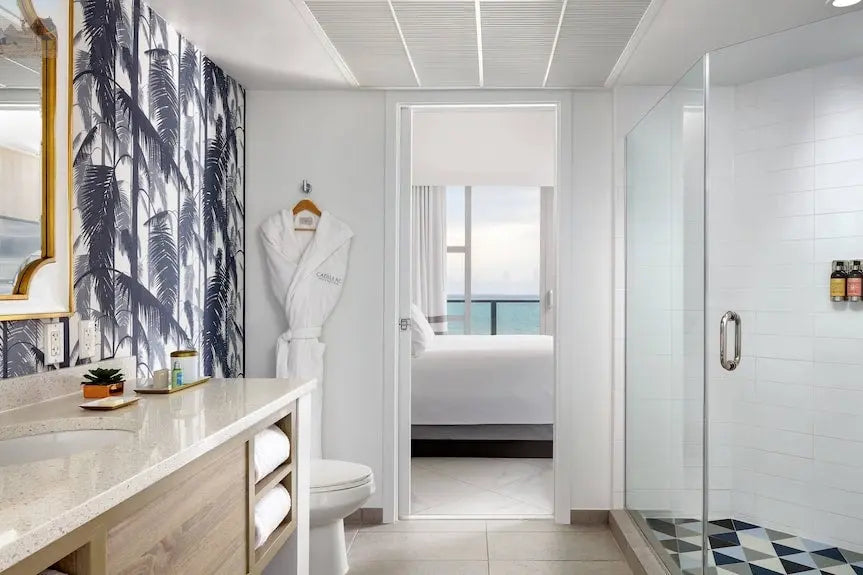 Cadillac Hotel Beach Club Autograph Collection 