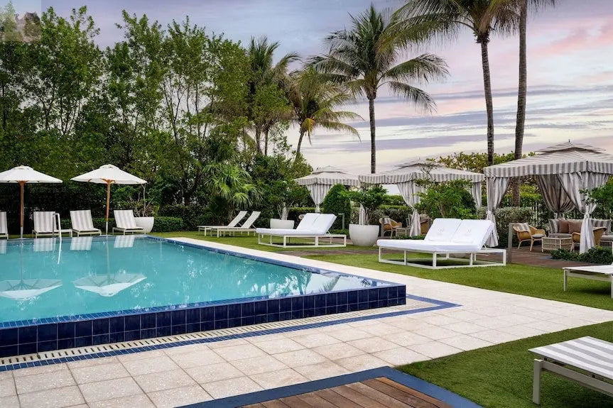 Cadillac Hotel Beach Club Autograph Collection 