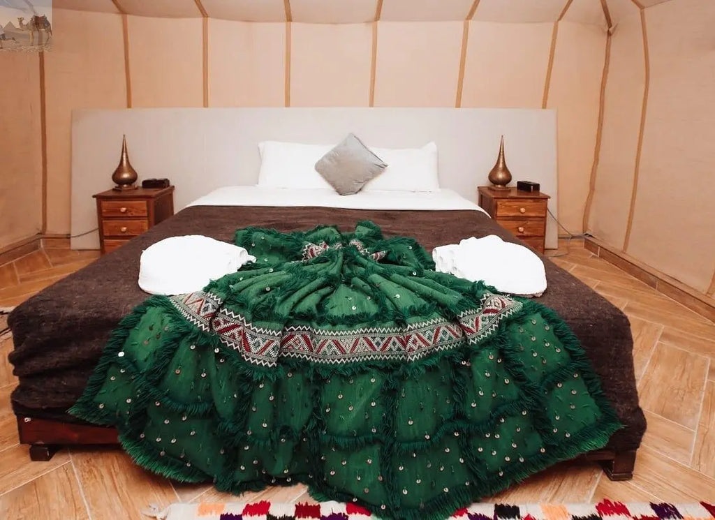 Camel Trek and Overnight Stay Desert in Merzouga 