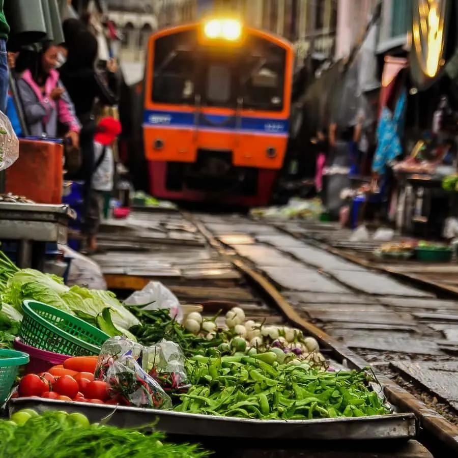 Damnoen Saduak Market and Maeklong Railway Market