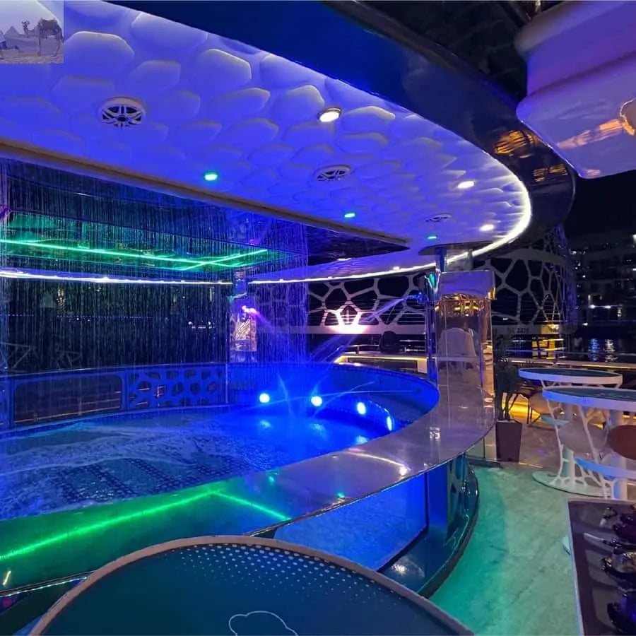 Dubai Mega Yacht Dinner Cruise with Buffet 