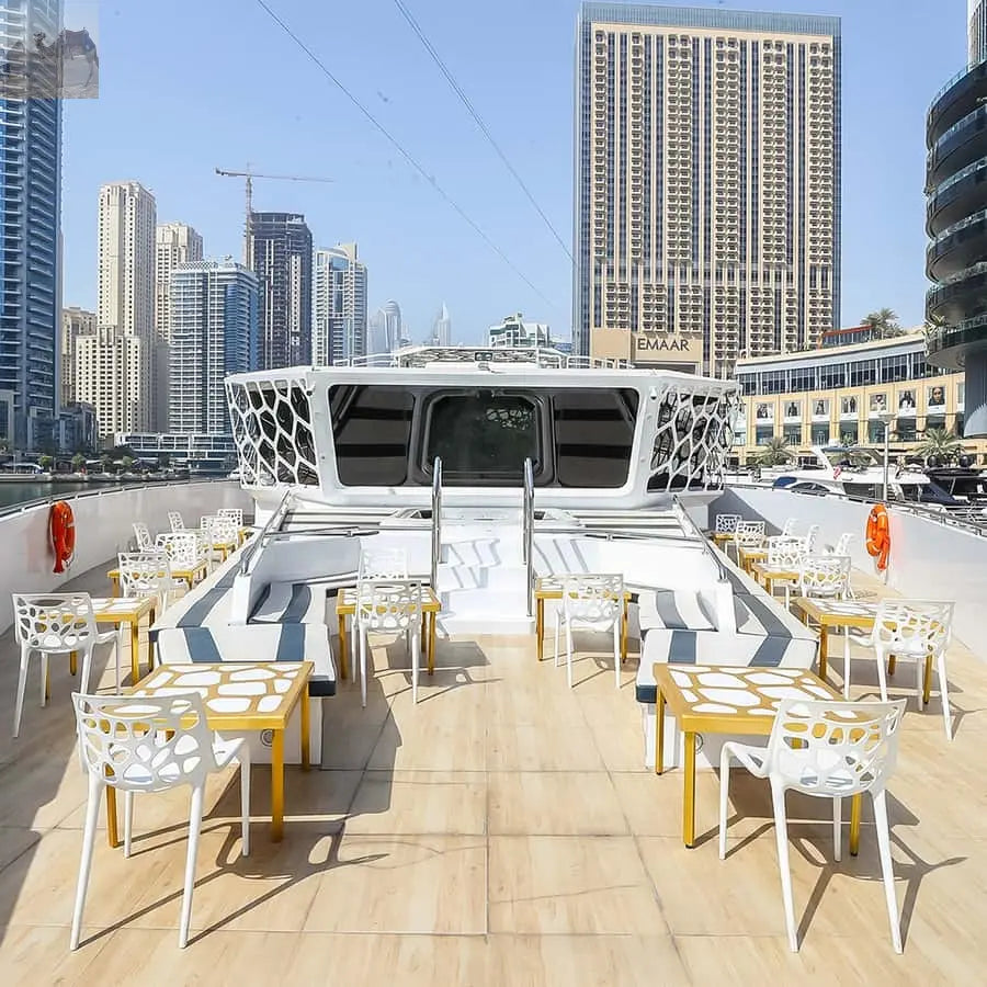 Dubai Mega Yacht Dinner Cruise with Buffet 