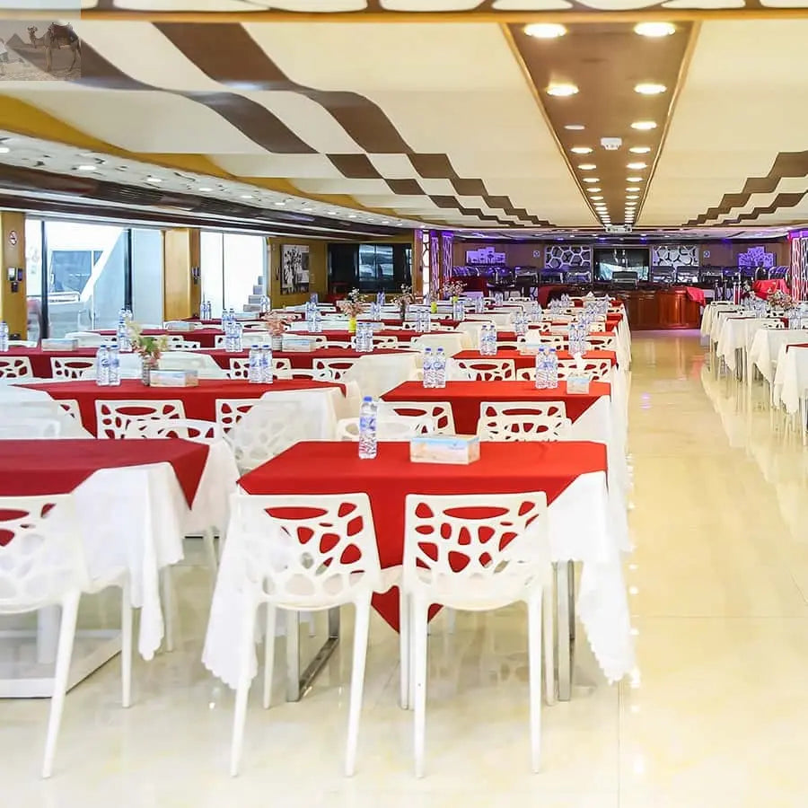 Dubai Mega Yacht Dinner Cruise with Buffet 