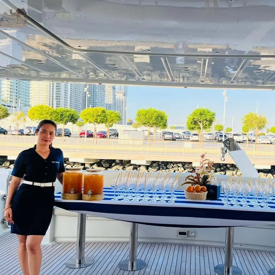 Dubai The Luxury Yacht Tour with Live BBQ Option and Drinks 