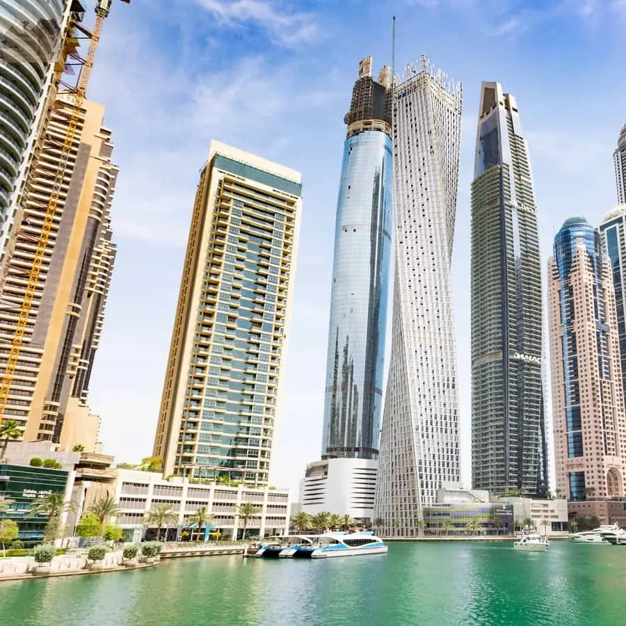 Dubai The Luxury Yacht Tour with Live BBQ Option and Drinks 