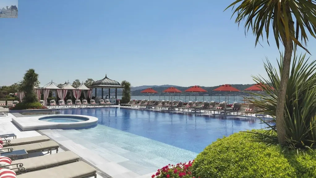 Four Seasons Hotel Istanbul at the Bosphorus 