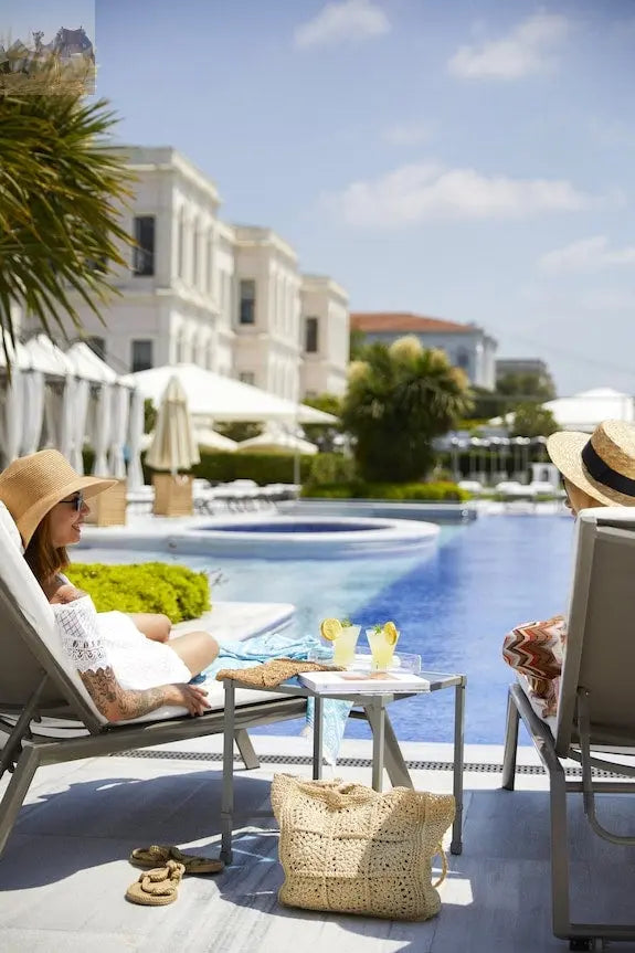 Four Seasons Hotel Istanbul at the Bosphorus 