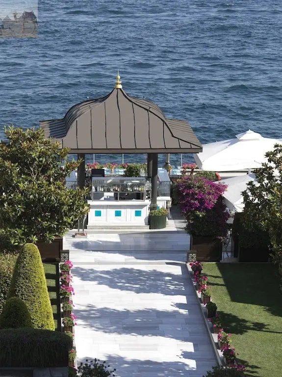 Four Seasons Hotel Istanbul at the Bosphorus 