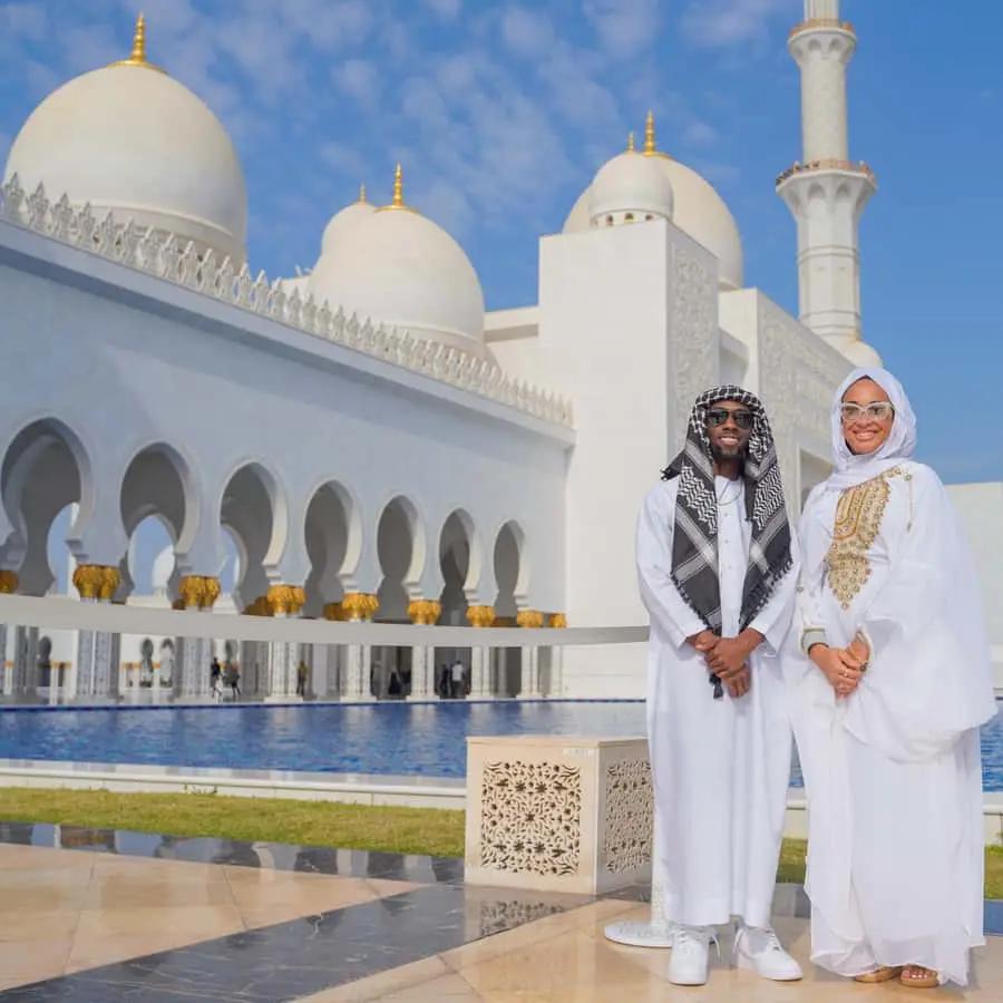 From Dubai: Abu Dhabi Premium Full-Day Sightseeing Tour