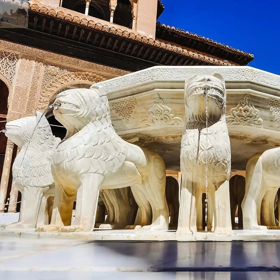 Granada Alhambra Nasrid Palaces Tour with Tickets 