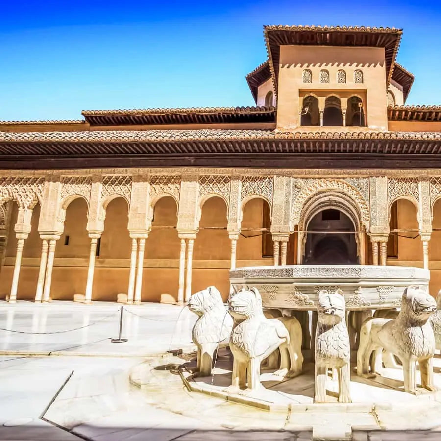 Granada Alhambra Nasrid Palaces Tour with Tickets 