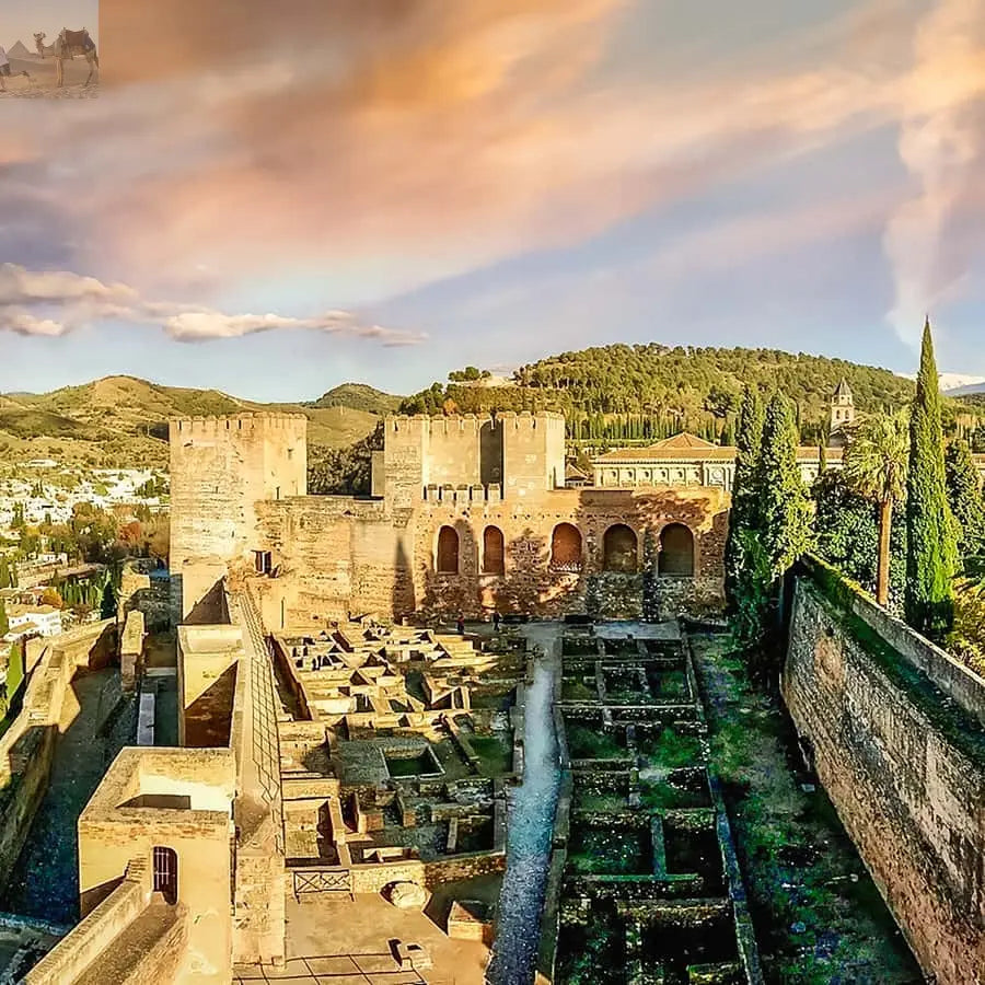 Granada Alhambra Nasrid Palaces Tour with Tickets 