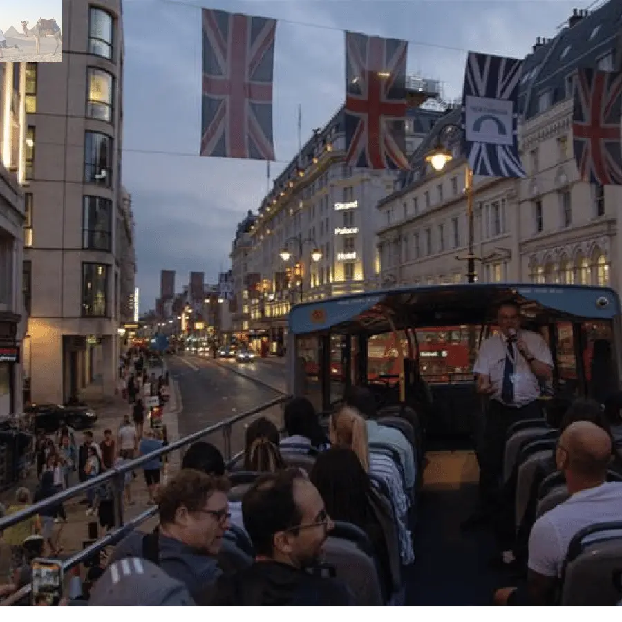 London Christmas Lights Bus Tour With Live Guide 