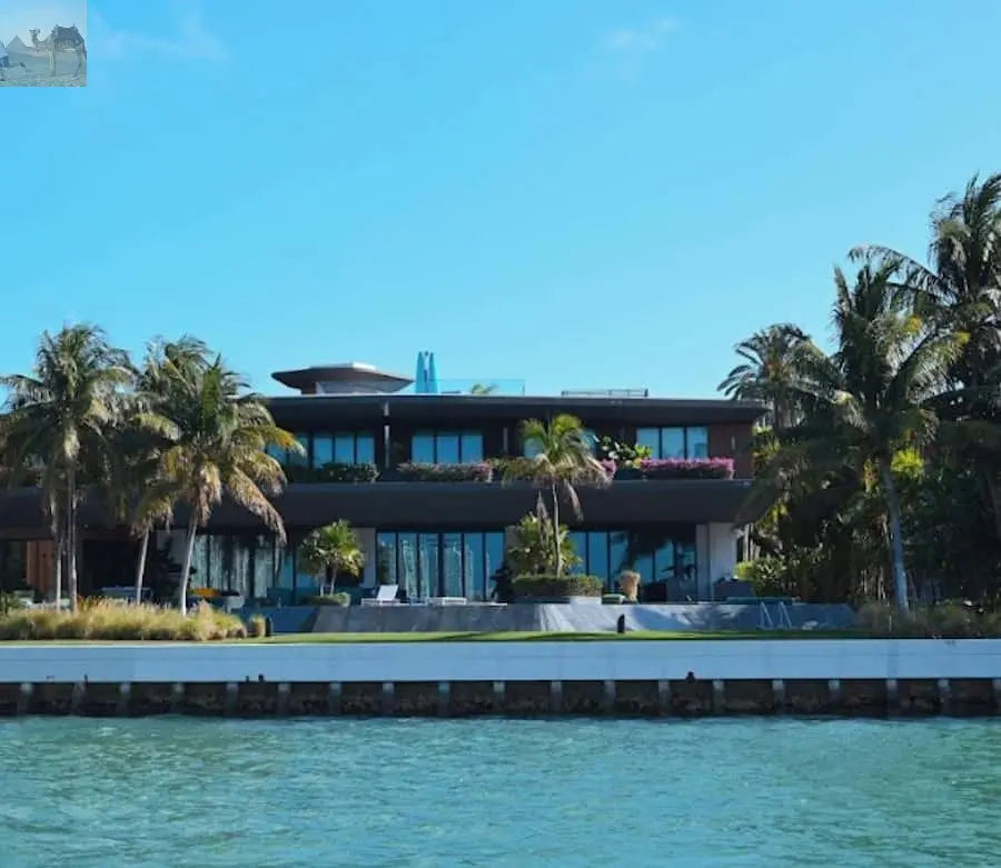 Miami Biscayne Bay Millionaire's Homes Sightseeing Cruise 