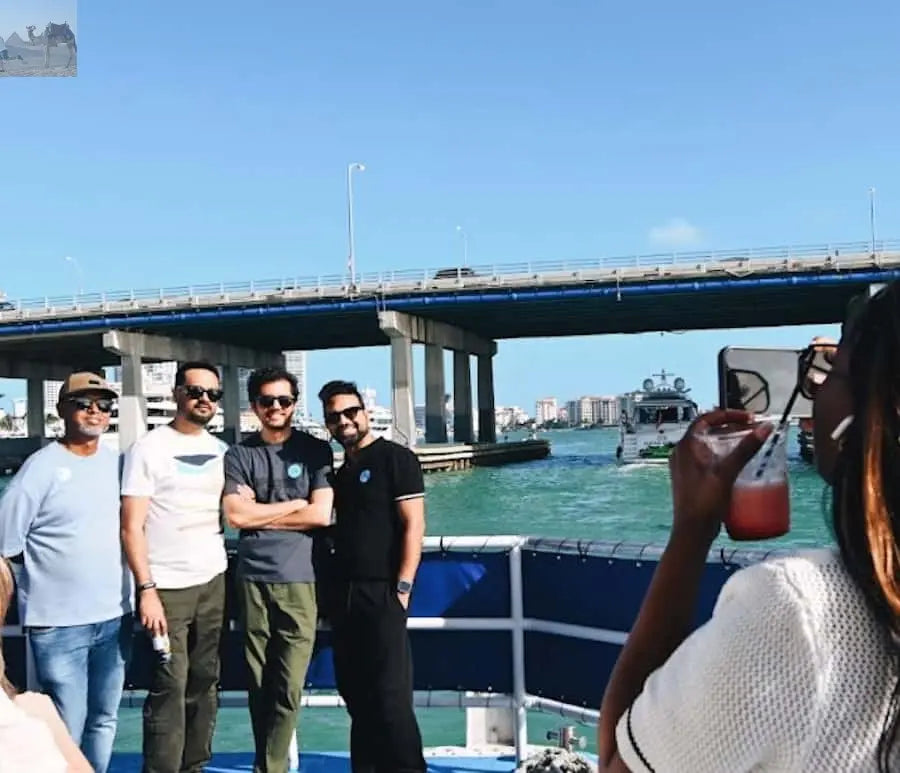 Miami Biscayne Bay Millionaire's Homes Sightseeing Cruise 