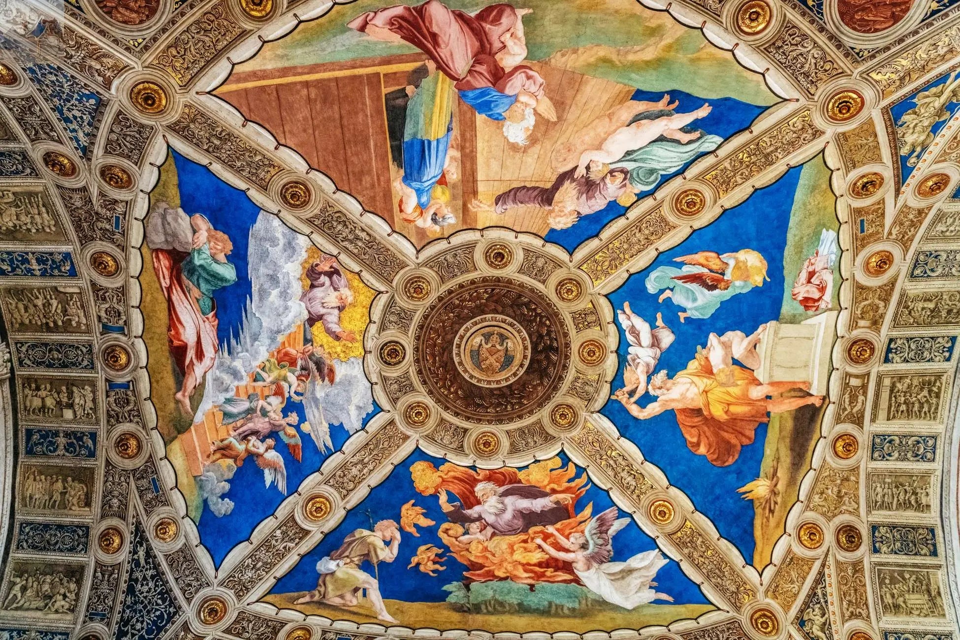 Vatican Museums Sistine Chapel & St Peter's Basilica Tour 