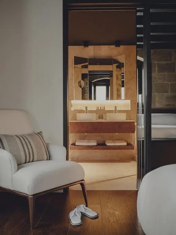 Santa María Briones Booking hotels accommodation trip