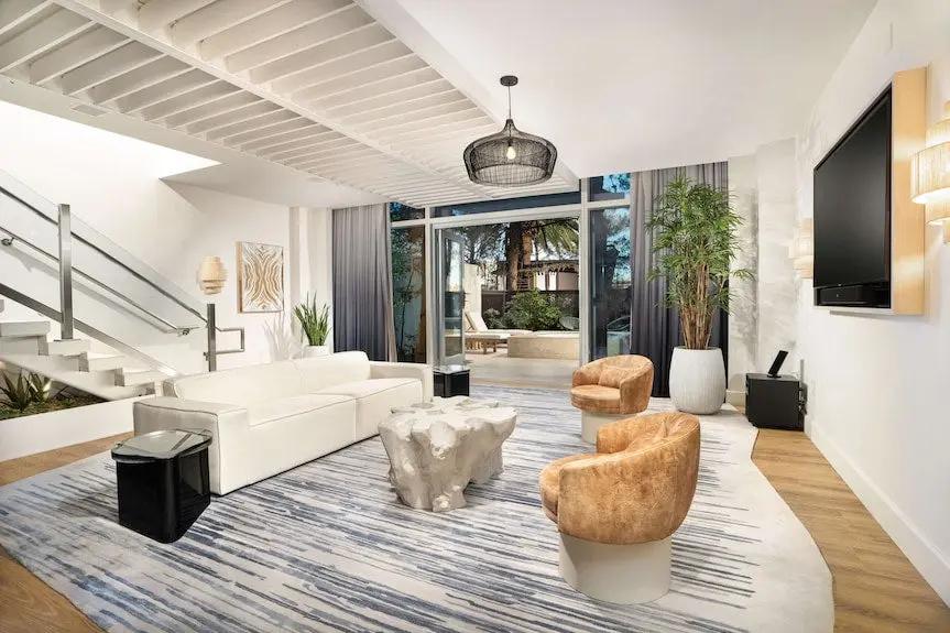 Virgin Hotels Las Vegas, Curio Collection by Hilton Hotels Booking Trips