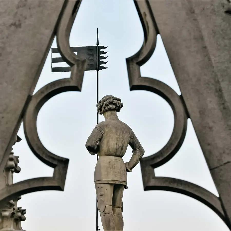 Milan: Cathedral and Duomo's Terraces Entrance Ticket Hotels Booking Trips