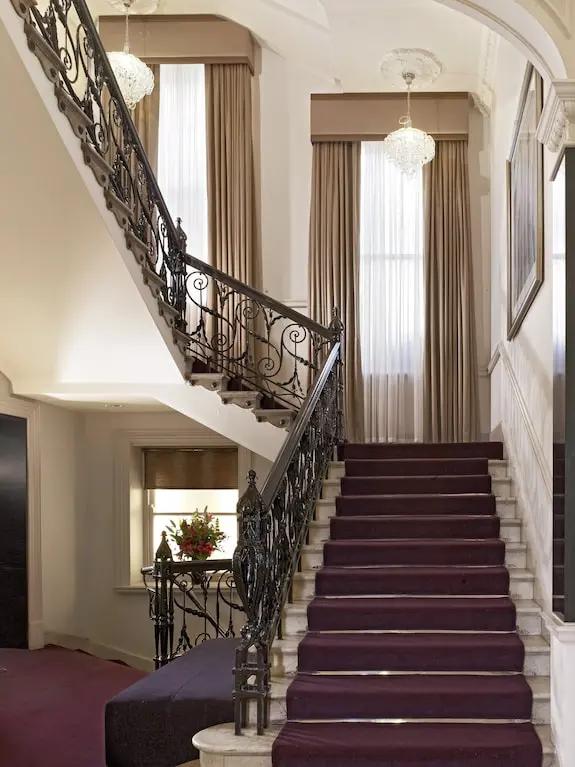 Thistle London Holborn Booking hotels accommodation trip