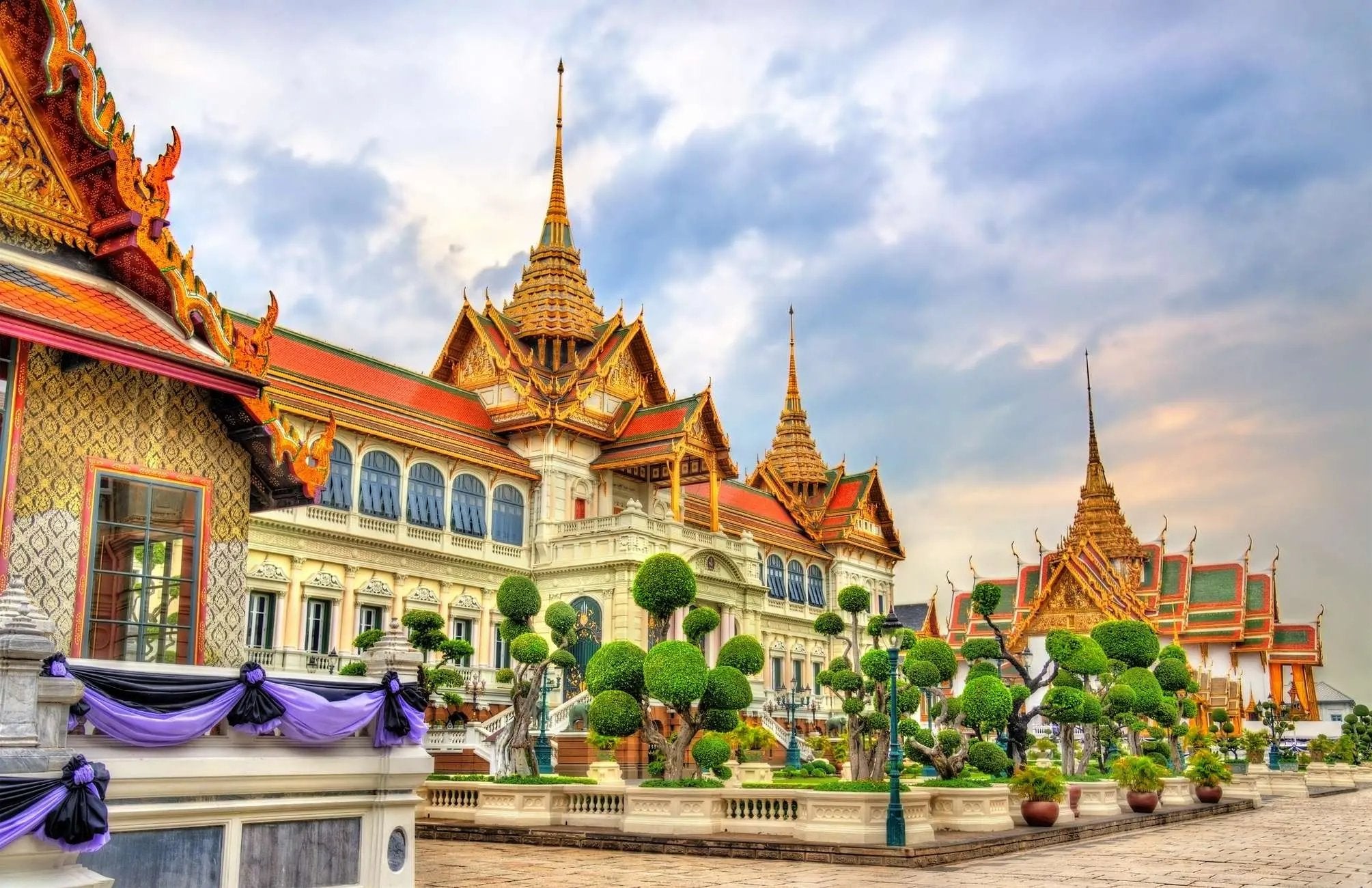 Bangkok: Grand Palace, Wat Pho, and Wat Arun Guided Tour Hotels Booking Trips