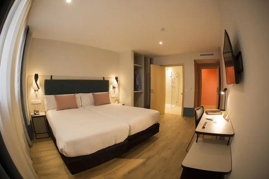 Hotel Plaza de la Paz Booking hotels accommodation trip