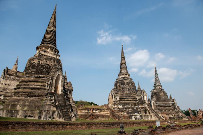 Bangkok: Ayutthaya Customized Full-Day Tour Booking hotels accommodation trip