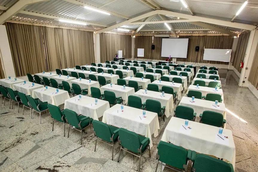 Hotel Golden Park Campinas Viracopos By Nacional Inn Hotels Booking Trips