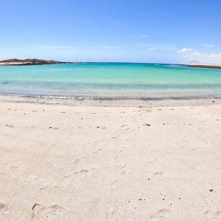 Corralejo: Return Ferry Ticket to Lobos Island Fuerteventura Hotels Booking Trips