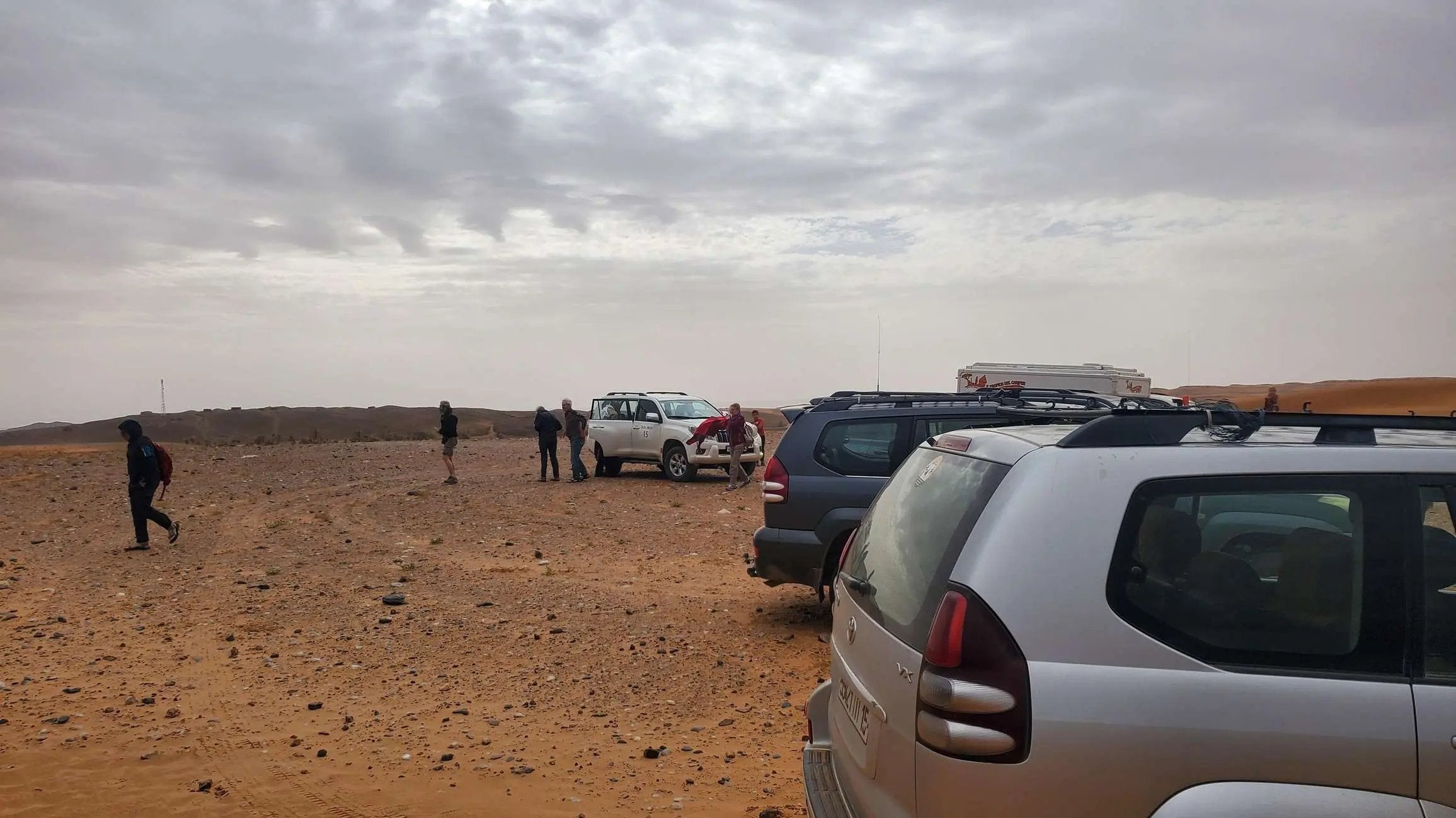 Merzouga: Erg Chebbi Dunes 4x4 Desert Tour Hotels Booking Trips