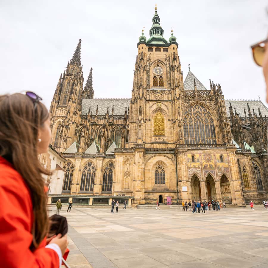 Prague: Castle Tour with Local Guide and Entry Ticket Hotels Booking Trips