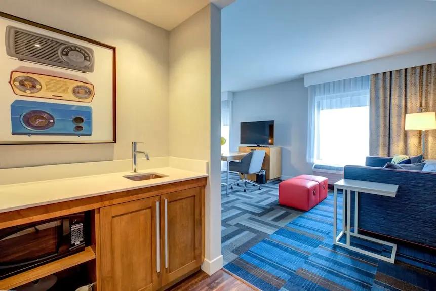 Hampton Inn & Suites Boston/Waltham Hotels Booking Trips