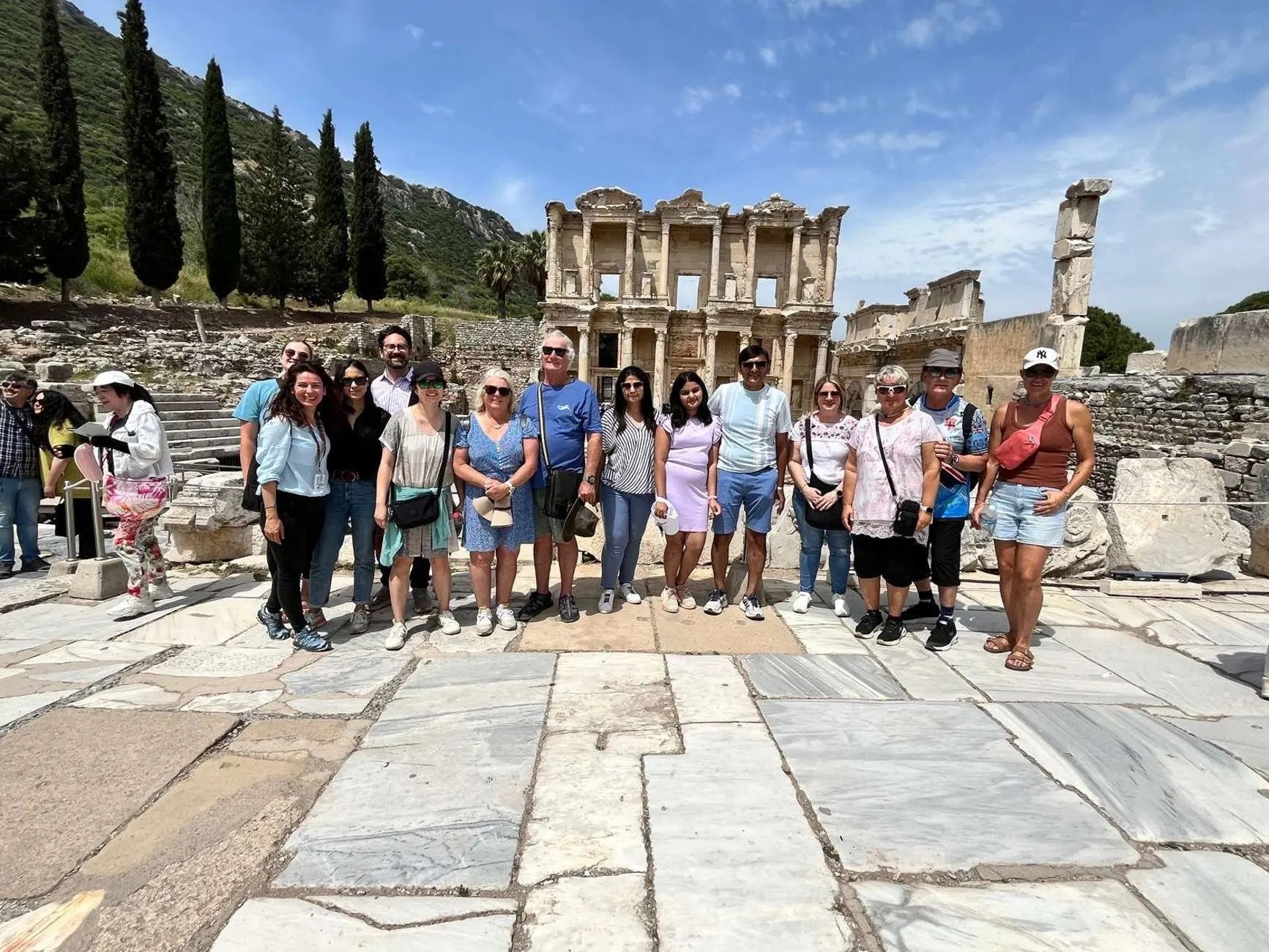 From Izmir: Full-Day Ephesus Tour with Lunch Hotels Booking Trips