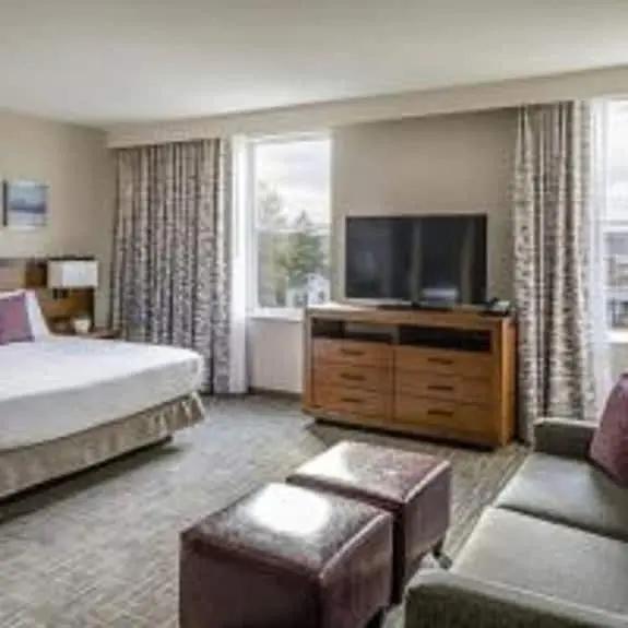 Hotel Madison & Shenandoah Conference Ctr Hotels Booking Trips