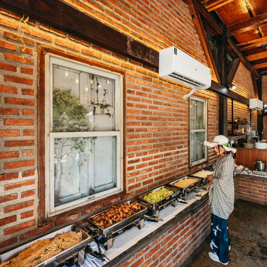 From Bangkok: Ayutthaya Temples Guided Tour with Lunch Hotels Booking Trips