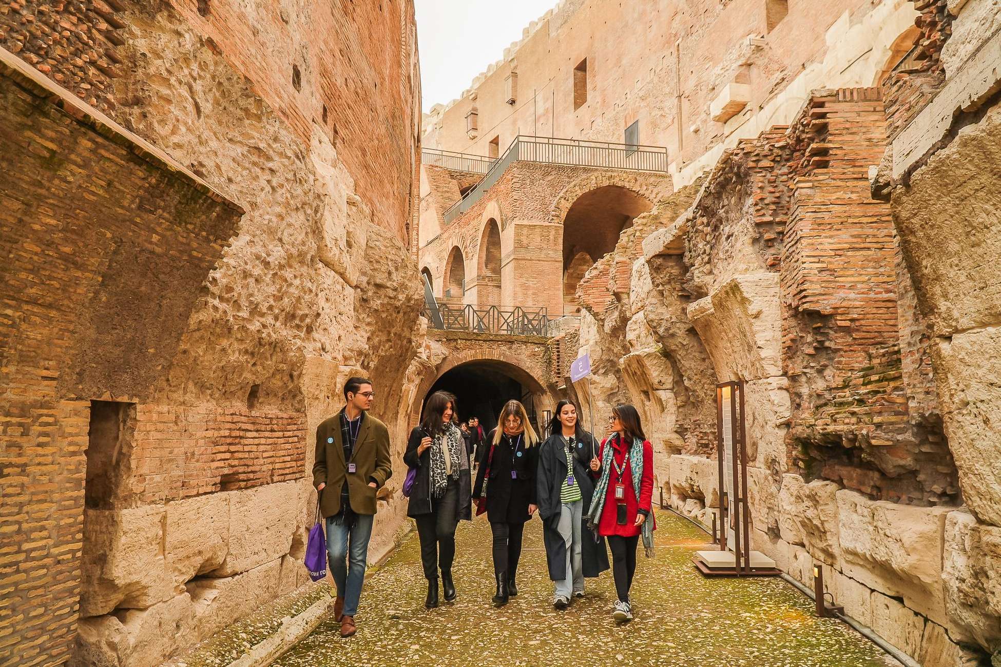 Colosseum, Roman Forum & Palatine Hill Guided Tour Hotels Booking Trips