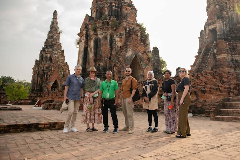 Bangkok: Ayutthaya Customized Full-Day Tour Booking hotels accommodation trip