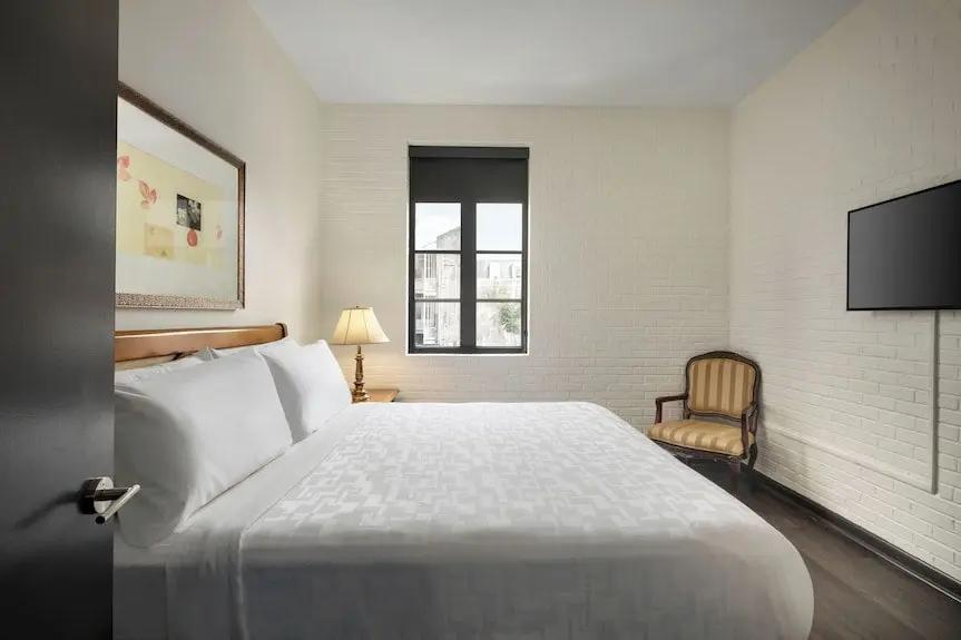 Le Richelieu Hotel Hotels Booking Trips