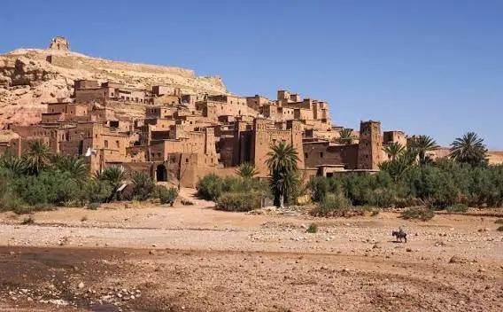 Ouarzazate: Day Tour + Aït Benhaddou Visit + Pickup from Marrakech Booking hotels accommodation trip