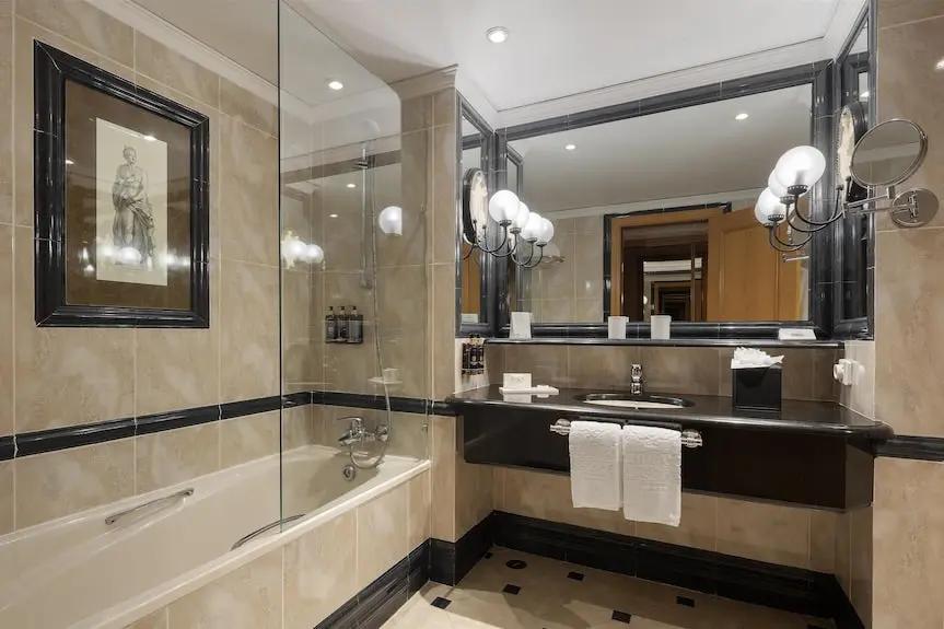 Dom Pedro Lisboa Hotel, a member of Radisson Individuals Hotels Booking Trips